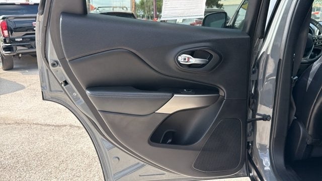 2021 Jeep Cherokee Latitude Plus