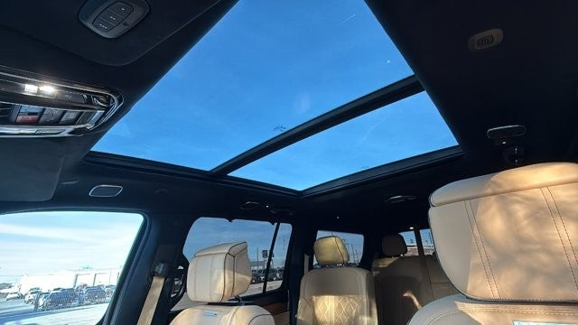 2023 Jeep Grand Wagoneer Series III