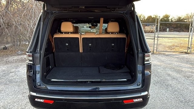 2023 Jeep Grand Wagoneer Series III