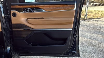 2023 Jeep Grand Wagoneer Series III