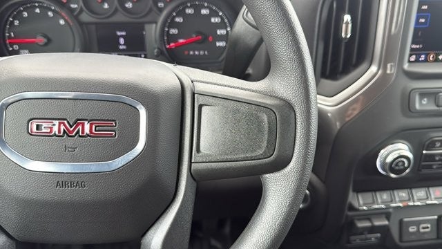 2025 GMC Sierra 2500 HD Pro