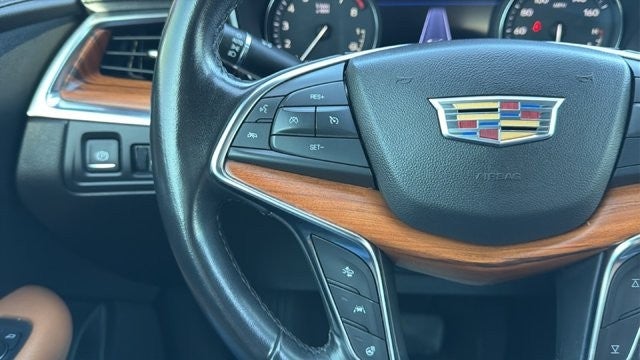 2021 Cadillac XT5 FWD Premium Luxury