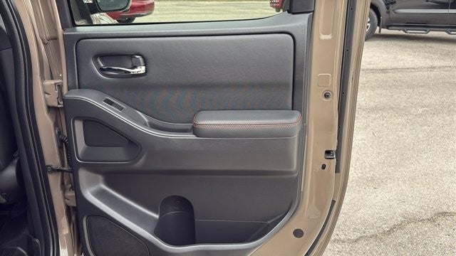 2022 Nissan Frontier Crew Cab PRO-X 4x2