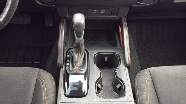 2022 Nissan Frontier Crew Cab PRO-X 4x2
