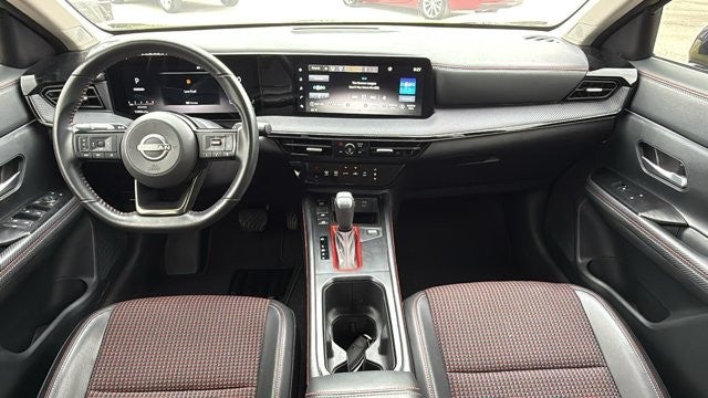 2025 Nissan Kicks SR FWD