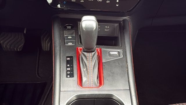 2025 Nissan Kicks SR FWD
