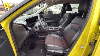 2025 Nissan Kicks SR FWD