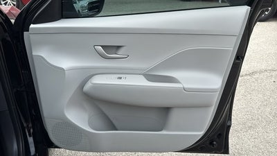 2025 Hyundai Kona SE